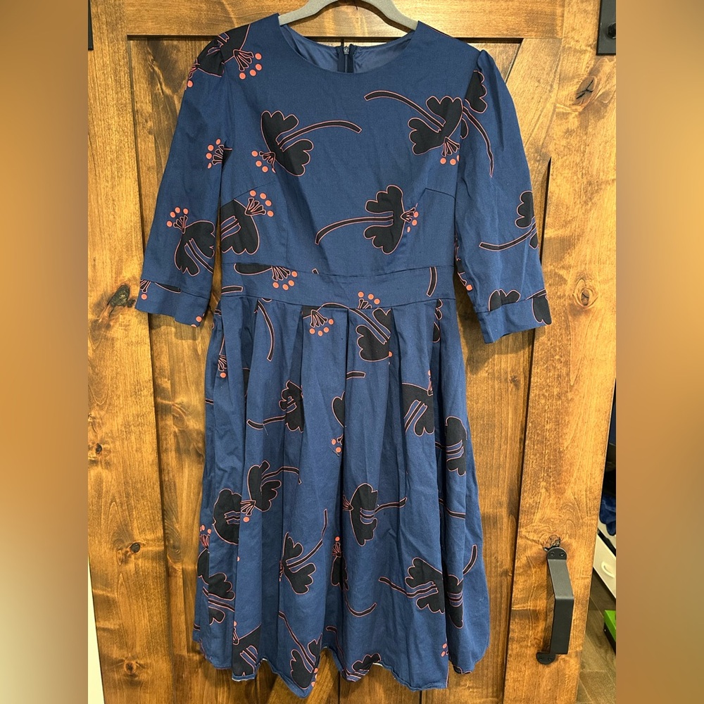 Chic Blue Floral Dress